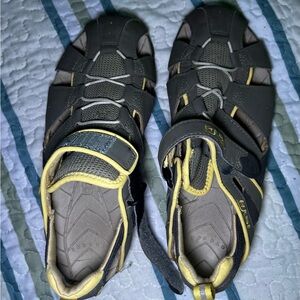 Teva Gray and Yellow Hiking/Water Shoes Athletic Sandals